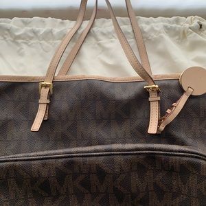 Michael Kors Tote with dust bag